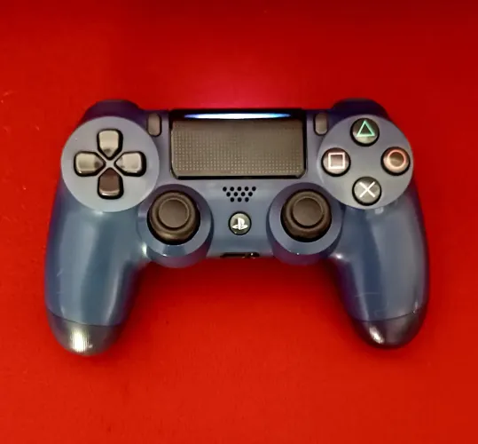 Controle Original Ps4 Sem defeitos Preto e Azul. Aceito cartão