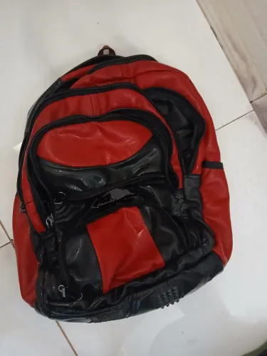VENDO MOCHILA DE COURO LEGÍTIMO 