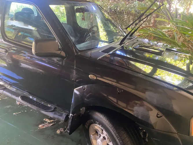 Nissan Frontier Se/se Strik/one CD 4X4 2.8 Dies 2004