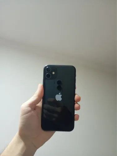 iPhone 11 em ótimo estado de conservação!!!