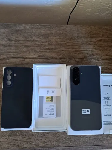 Galaxy a56 5g 8 de ram e 256 gb faço envio olx
