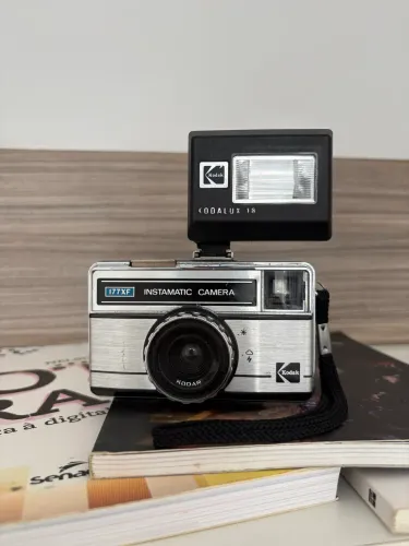 Item colecionador - Câmera Kodak