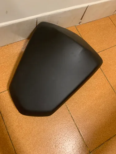 Banco traseiro cb300f 2023