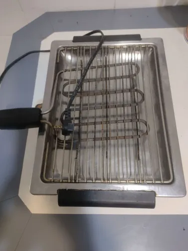 Churrasqueira elétrica 110v