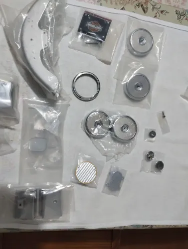 Peças moto Harley Davidson fatboy 1/4 deagostini variadas em prata