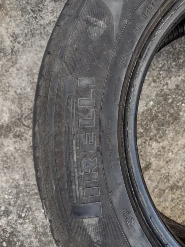 Pneu aro 16 - 215/65/R16 Pirelli 