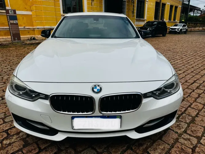 BMW 320I A 2.0 Turbo/activeflex 16V 184cv 4P 2015