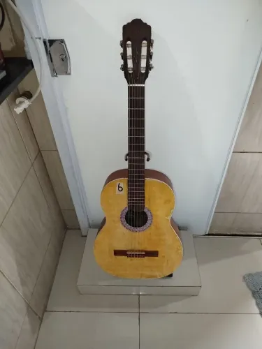 VIOLÃO 06