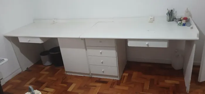 Bancadas de 2 e 3 lugares em ótimo estado