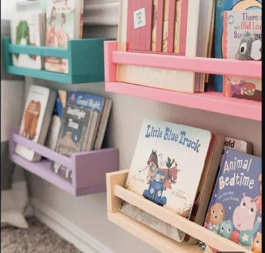 Nichos decorativos e móveis personalizados.