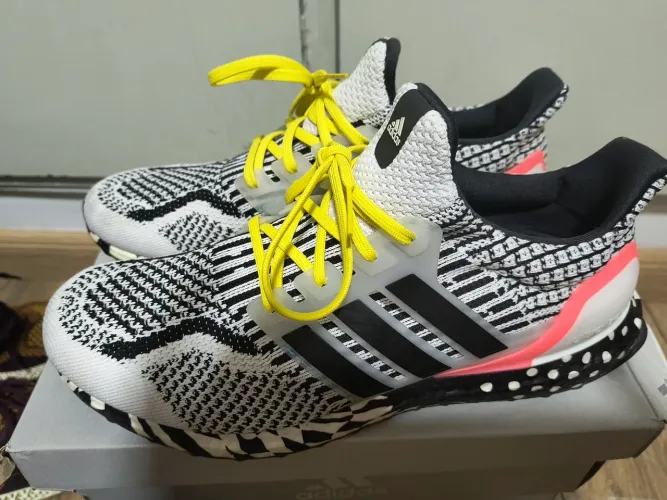 Tênis Adidas Ultraboost 5.0 Dna Tam 43