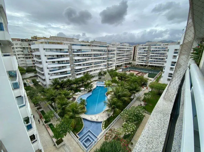 Onda Carioca: Luxuosa Cobertura Duplex c/ Piscina e Lazer de Clube!