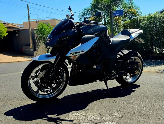 KAWASAKI Z1000 2010 ZERA