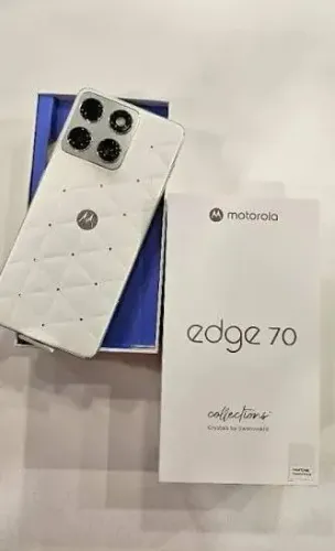 Motorola Edge 70 5G Crystals by Swarovski - 512GB/24GB RAM Lacrado