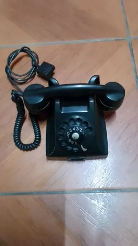 Telefone antigo retro
