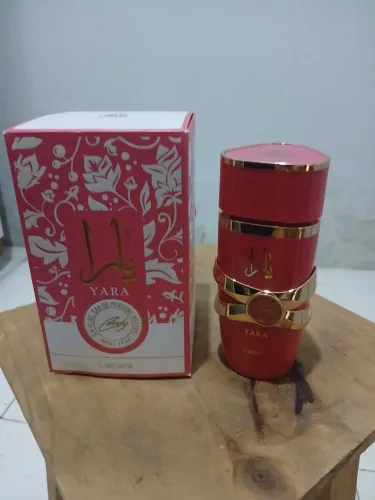 Vende - se perfume yara