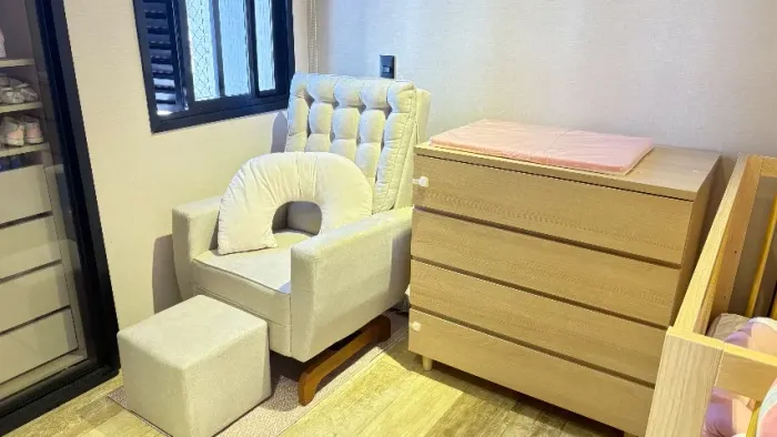 Berço 2x1 e cômoda