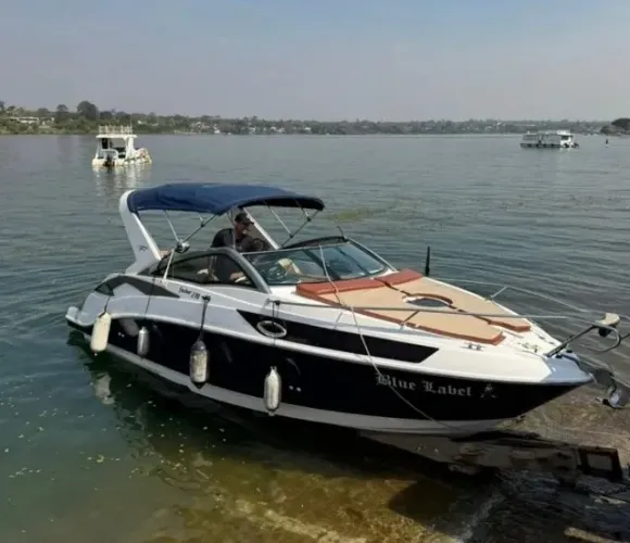Lancha Focker 270