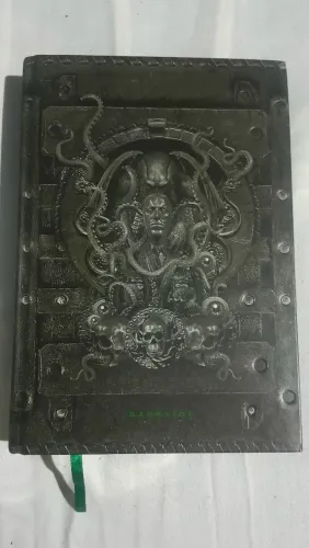 Livro Darkside HP Lovecraft