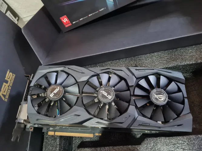 Placa de Vídeo Rx480 8GB Asus Strix