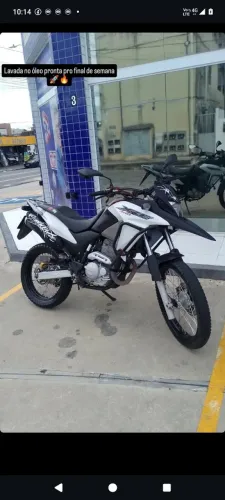 Vendo e troco em moto menor com volta do interessado valor 20000 negociável 