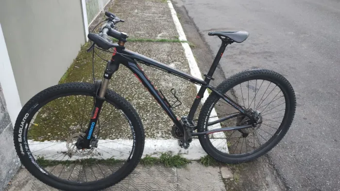 VENDO BIKE SENSE IMPACT PRO ARO 29 TAM. M