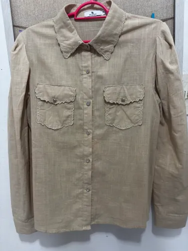 Blusa de Manga Comprida Botão - Super Elegante