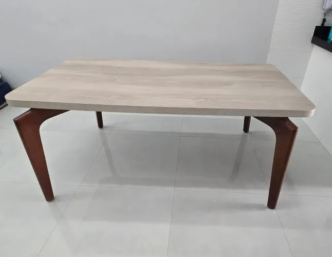 Mesa de Jantar 6 Lugares - 1,80 x 0,90 m