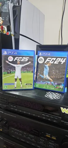 Jogo FIFA 24 e 25 PS4