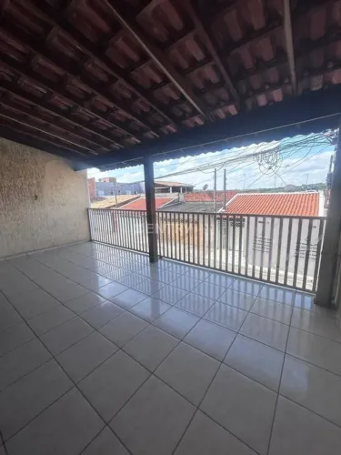 EXCELENTE CASA NO ALMERINDA