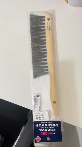 Escova para limpar desenhos