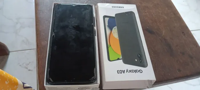 Samsung Galaxy A03  64 GB na caixa usado