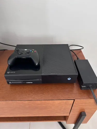 Xbox one fat 500gb + Far Cry primal