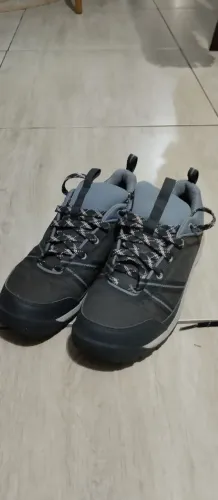 Bota escalada quechua