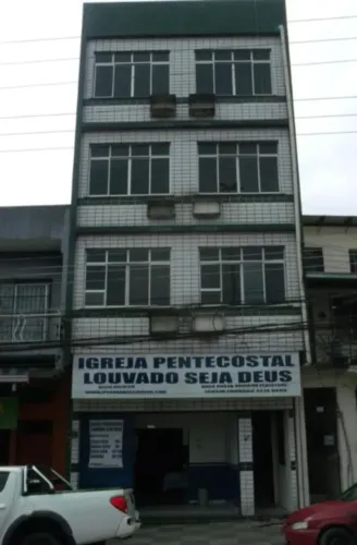 PRÉDIO RESIDENCIAL E COMERCIAL NO CENTRO