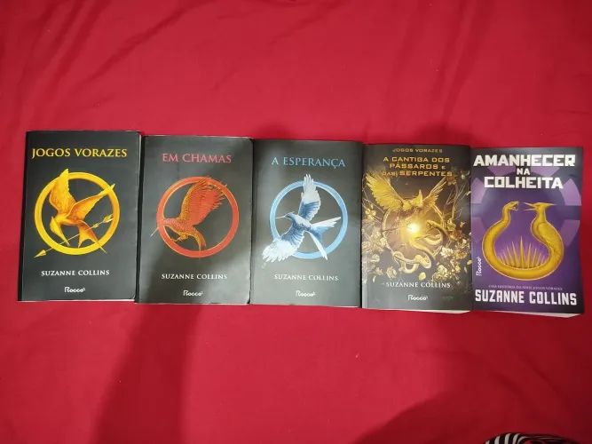 Saga completa de Jogos Vorazes - 5 Livros