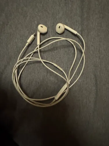 Fone com fio original apple entrada lightning 