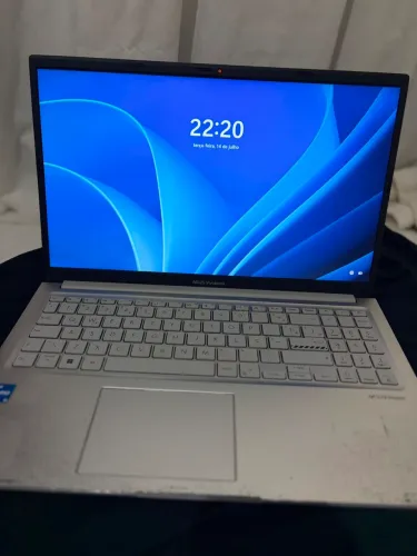 Notebook ASUS VivoBook 15 i5 12ª Geração | 8GB RAM | SSD 256GB | Iris Xe | Windows 11