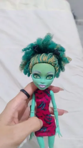 Monster high honey Swamp