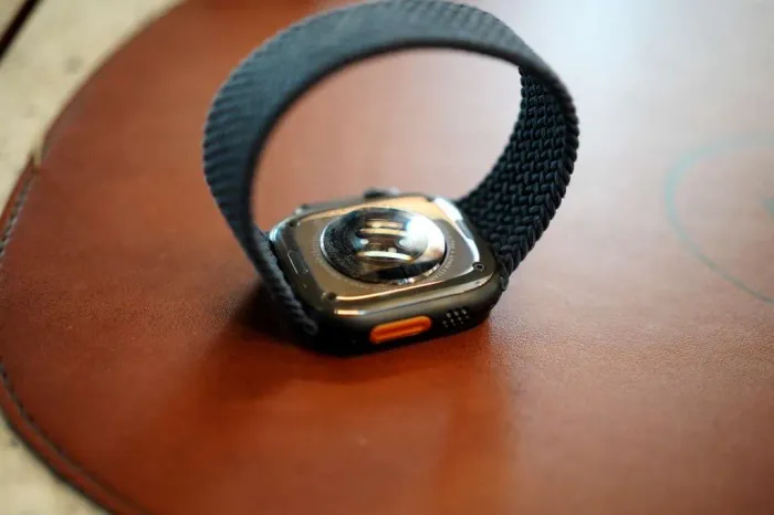 Apple Watch Ultra 2 Titânio 49 mm