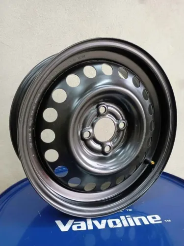 01 Roda de ferro Nissan Aro 15 4x100