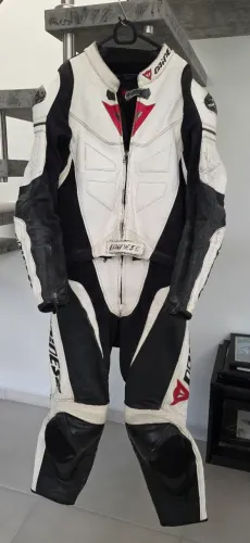 Macacão duas peças Dainese usado