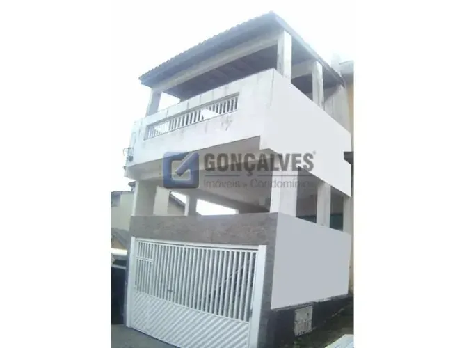 Sobrado Residencial à Venda em Santa Terezinha, São Bernardo do Campo  3 Quartos (2 Suítes