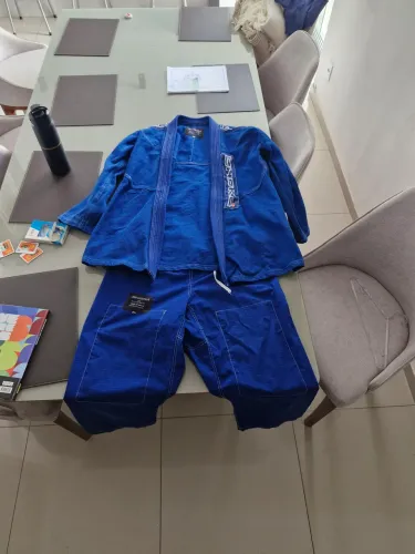 Kimono Azul Choke tamanho 3