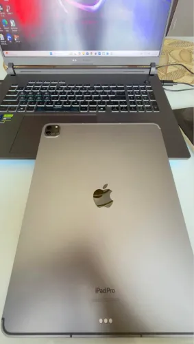iPad Pro 5ª geração chip m1 512gb