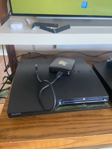 PS3 1TB | Sem manete e jogo | Funcionando tudo