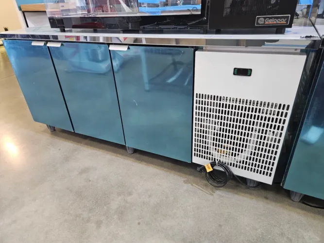 balcão de preparo refrigerado inox 2 metros para cozinha