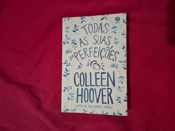 Livro ?Todas as Suas Imperfeições? - Colleen Hoover