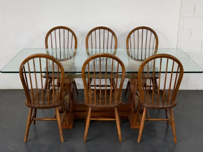 Móveis para sala de jantar e sala de estar