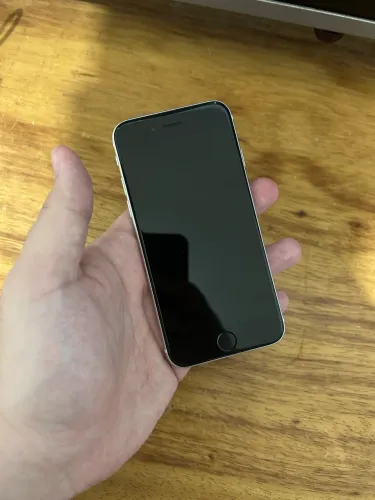 iPhone SE 2ª geração (2020) 64gb